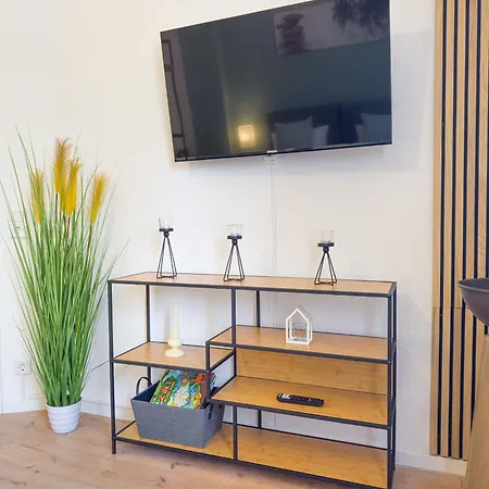 Immostay M#1- Fuer Ferien & Geschaeftsreisen, Parken & Wifi شقة