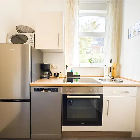 Immostay M#1- Fuer Ferien & Geschaeftsreisen, Parken & Wifi Apartment