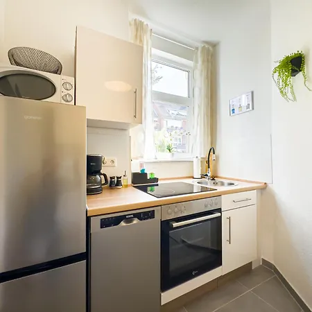 Immostay M#1- Fuer Ferien & Geschaeftsreisen, Parken & Wifi Apartment *